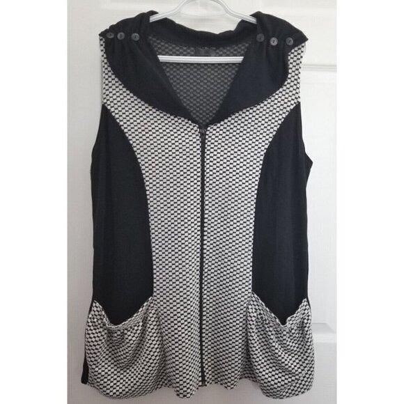 Koren Tops - Koren Zippered Vest Checkered Color Block Pattern Collar Button Details Sz Large